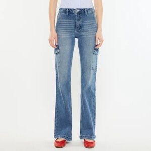 KanCan Women 9/28 Medium Wash Denim Aspen High Rise Wide Flare Cargo Jeans NWT